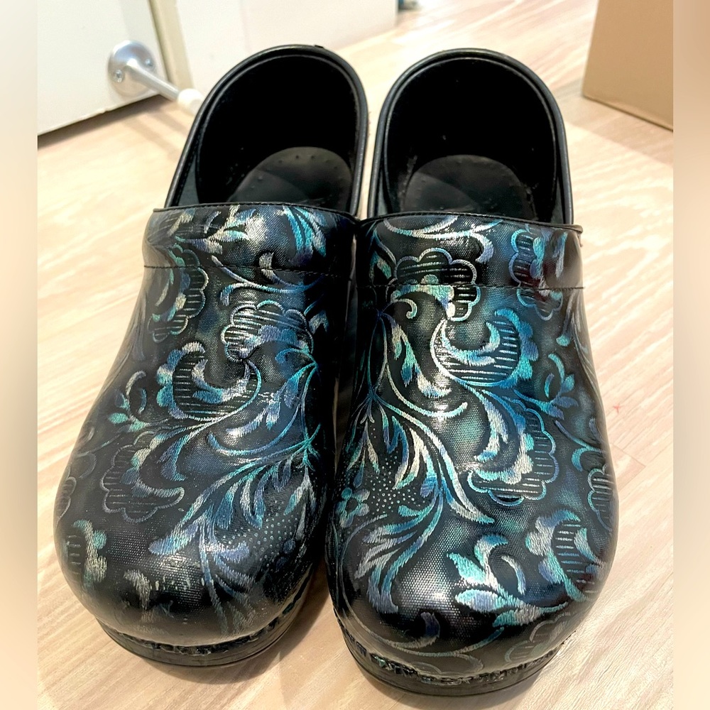 EUC Dansko Professional, Size 40